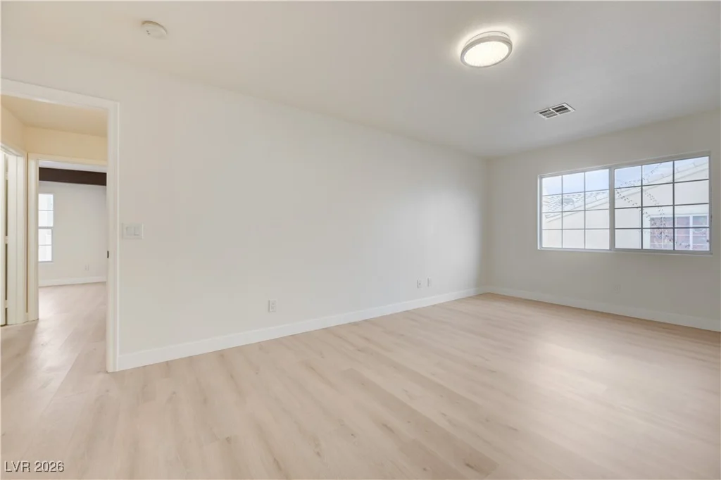 8457 Blazing Sun, Las Vegas, NV 89129
