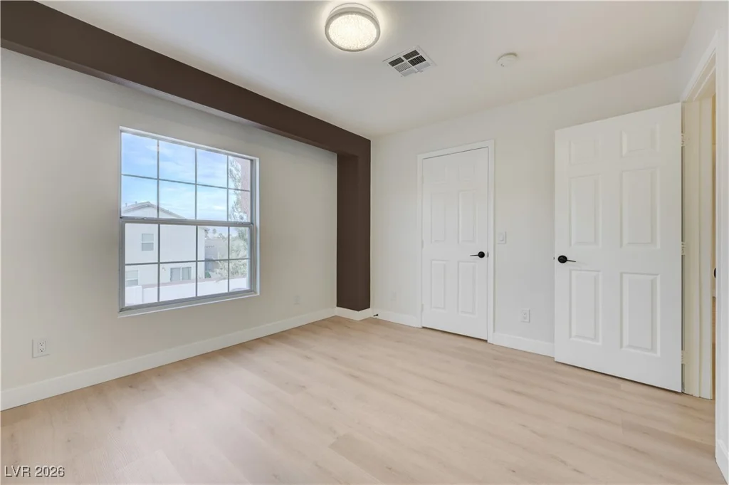8457 Blazing Sun, Las Vegas, NV 89129