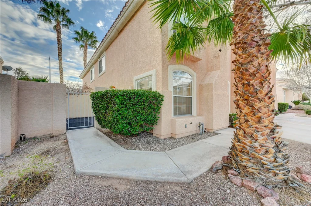 8457 Blazing Sun, Las Vegas, NV 89129