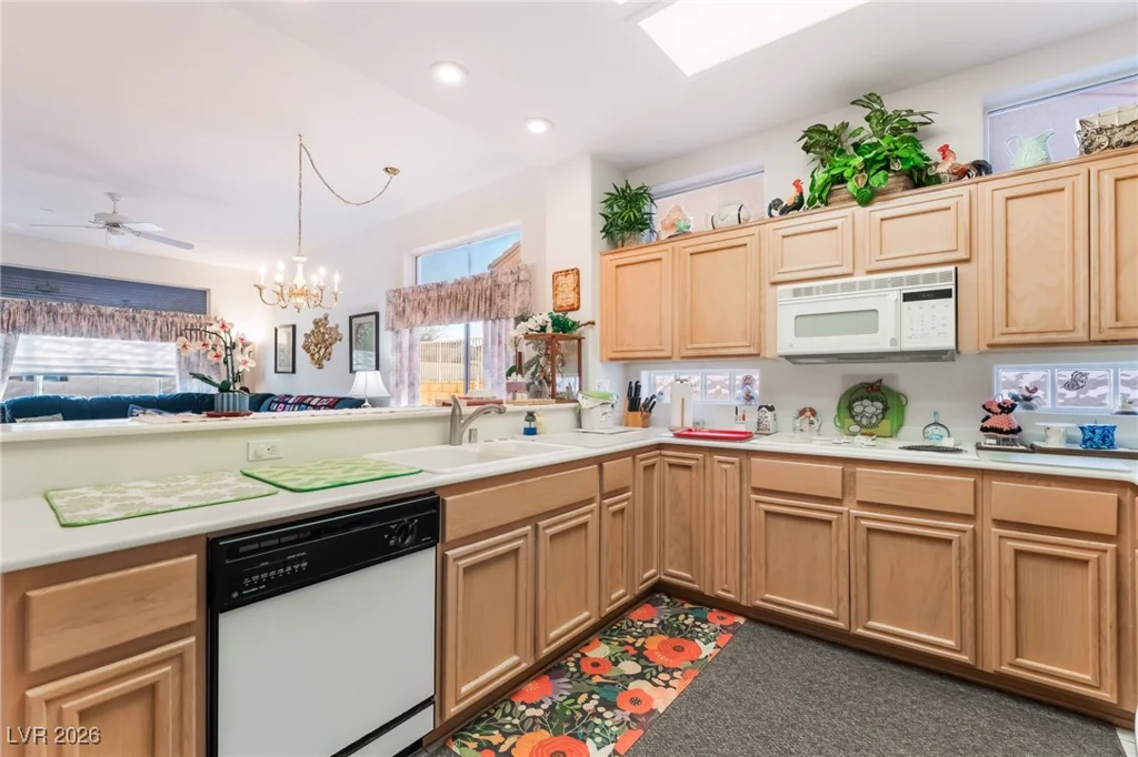 10529 Broom Hill, Las Vegas, NV 89134