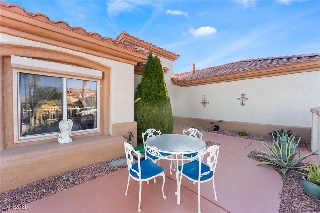 10529 Broom Hill, Las Vegas, NV 89134