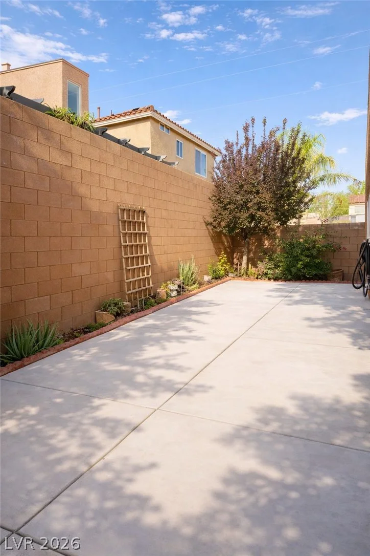 5224 Ledgewood Creek, Las Vegas, NV 89141