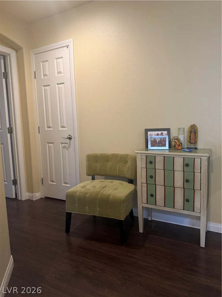 5224 Ledgewood Creek, Las Vegas, NV 89141