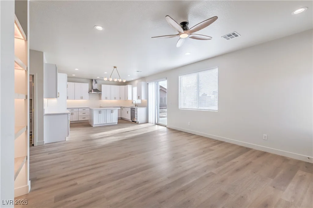 581 Belville, Pahrump, NV 89048