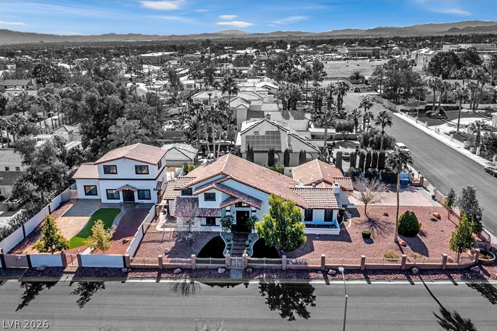 2200 Pioneer, Las Vegas, NV 89117