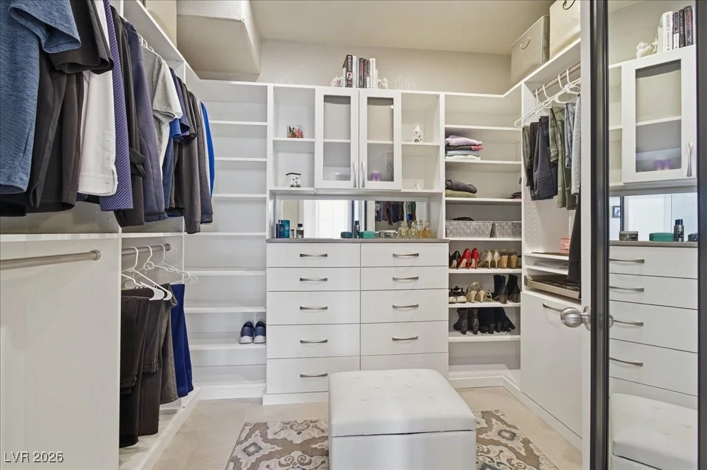 2200 Pioneer, Las Vegas, NV 89117