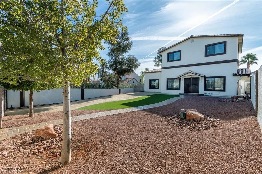 2200 Pioneer, Las Vegas, NV 89117