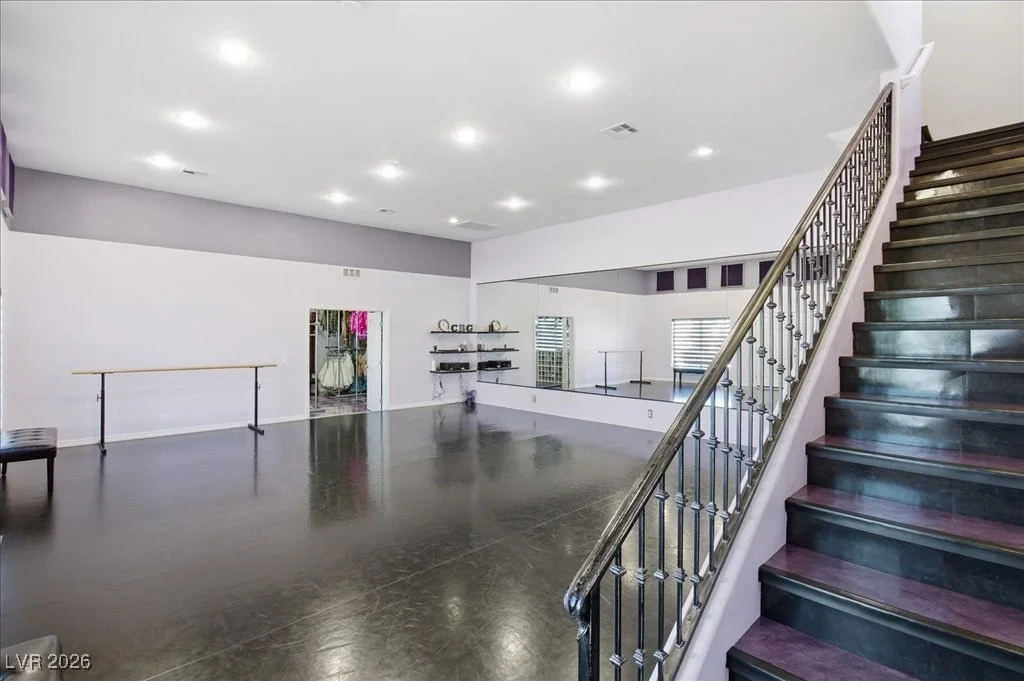 2200 Pioneer, Las Vegas, NV 89117