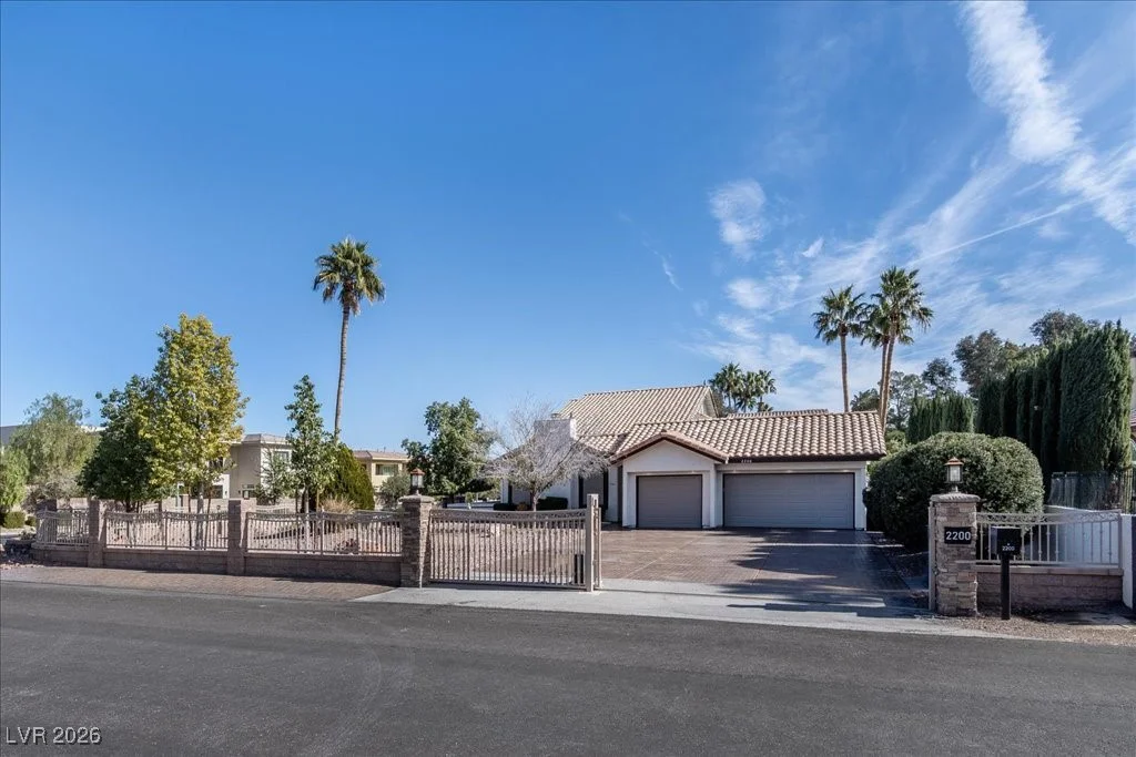 2200 Pioneer, Las Vegas, NV 89117
