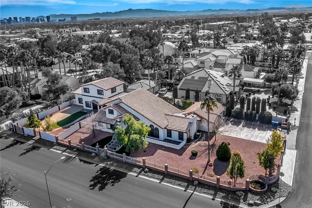2200 Pioneer, Las Vegas, NV 89117