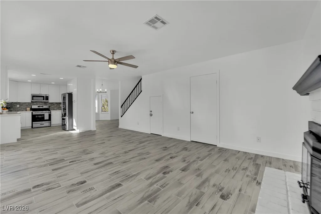 6415 Enchanting, Las Vegas, NV 89156