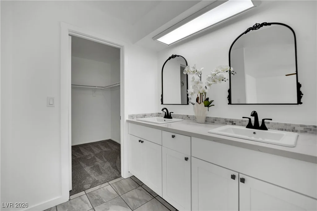 6415 Enchanting, Las Vegas, NV 89156