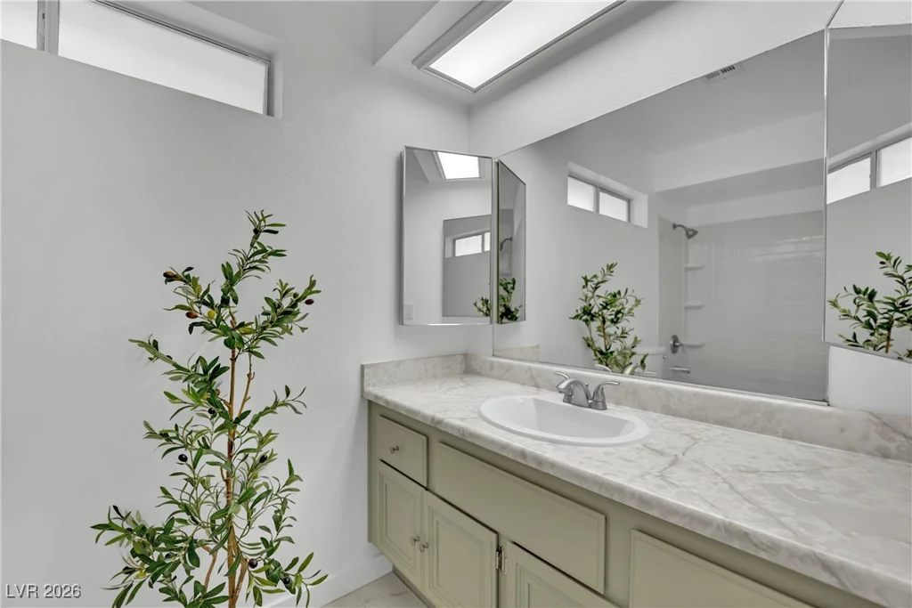 6415 Enchanting, Las Vegas, NV 89156