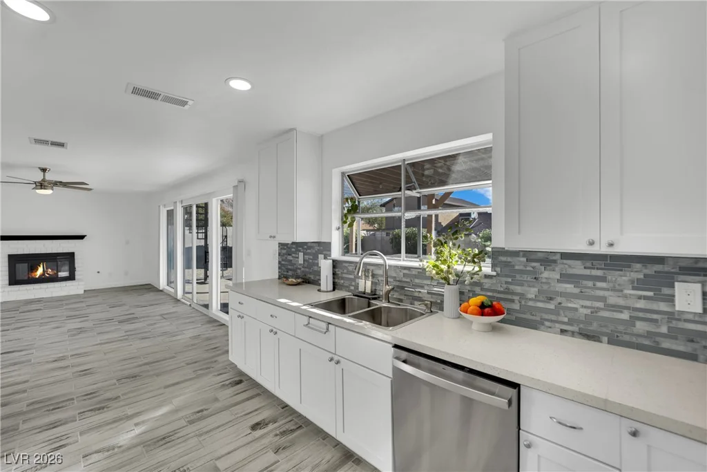 6415 Enchanting, Las Vegas, NV 89156