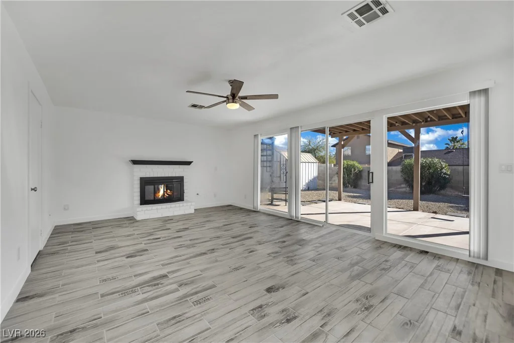 6415 Enchanting, Las Vegas, NV 89156