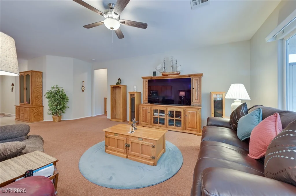 2200 Sawtooth Mountain, Henderson, NV 89044