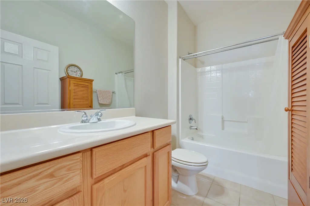 2200 Sawtooth Mountain, Henderson, NV 89044