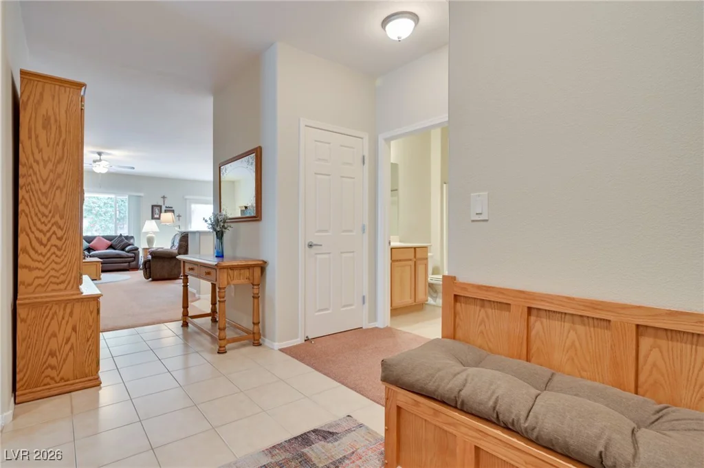 2200 Sawtooth Mountain, Henderson, NV 89044