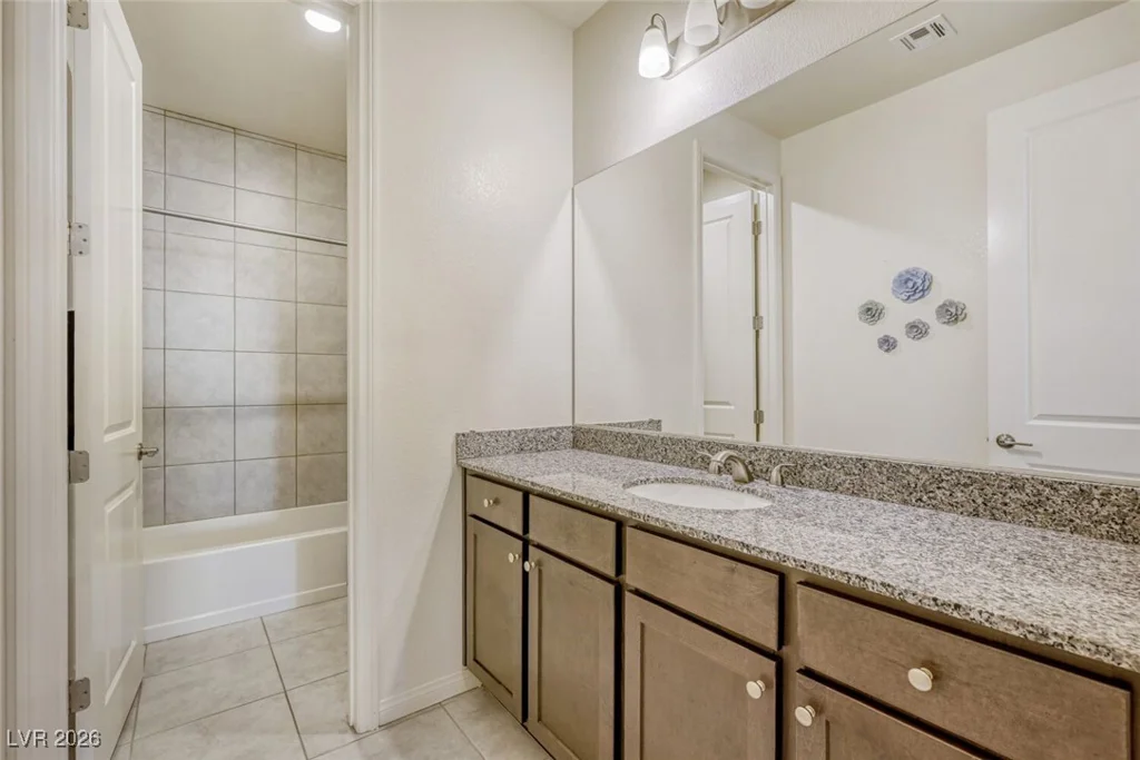 7232 Western Sun, Las Vegas, NV 89149