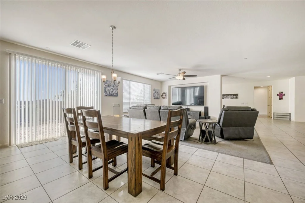 7232 Western Sun, Las Vegas, NV 89149
