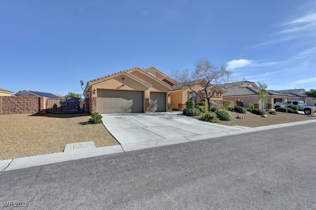 6530 Tioga, Las Vegas, NV 89131