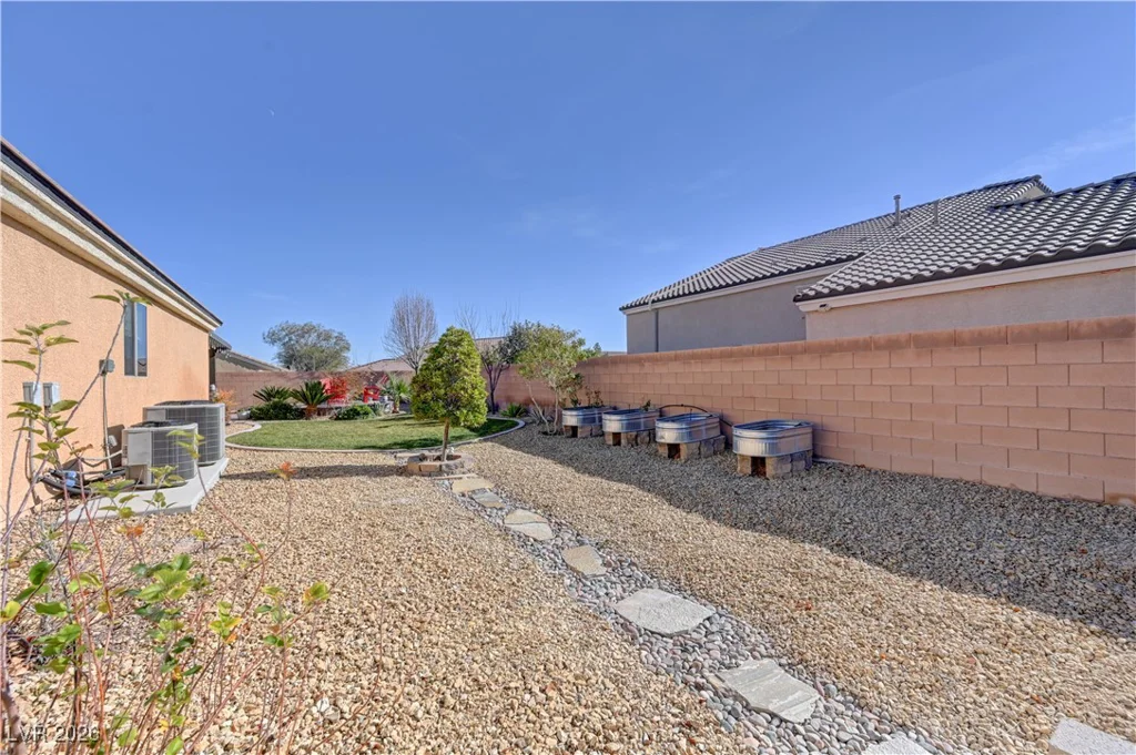6530 Tioga, Las Vegas, NV 89131