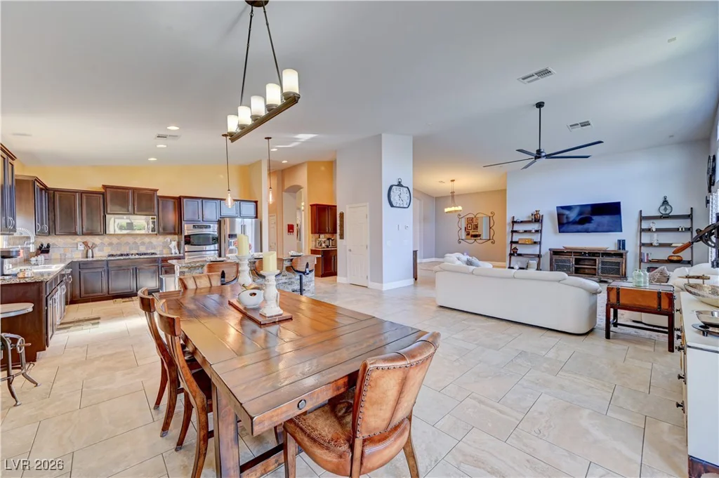 6530 Tioga, Las Vegas, NV 89131
