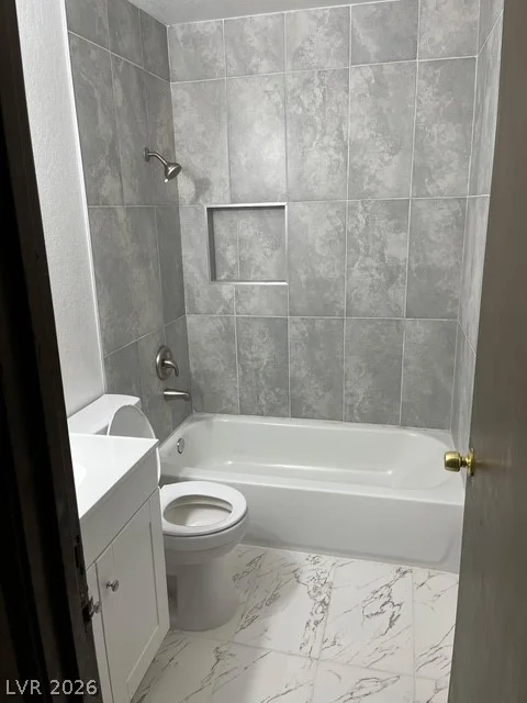 4723 Thunderbolt, Las Vegas, NV 89115