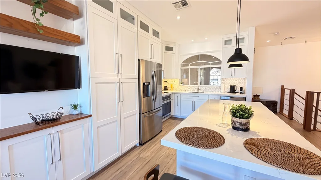 2050 Warm Springs, Henderson, NV 89014