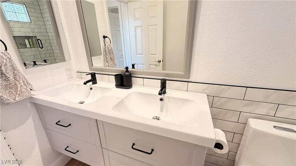 2050 Warm Springs, Henderson, NV 89014