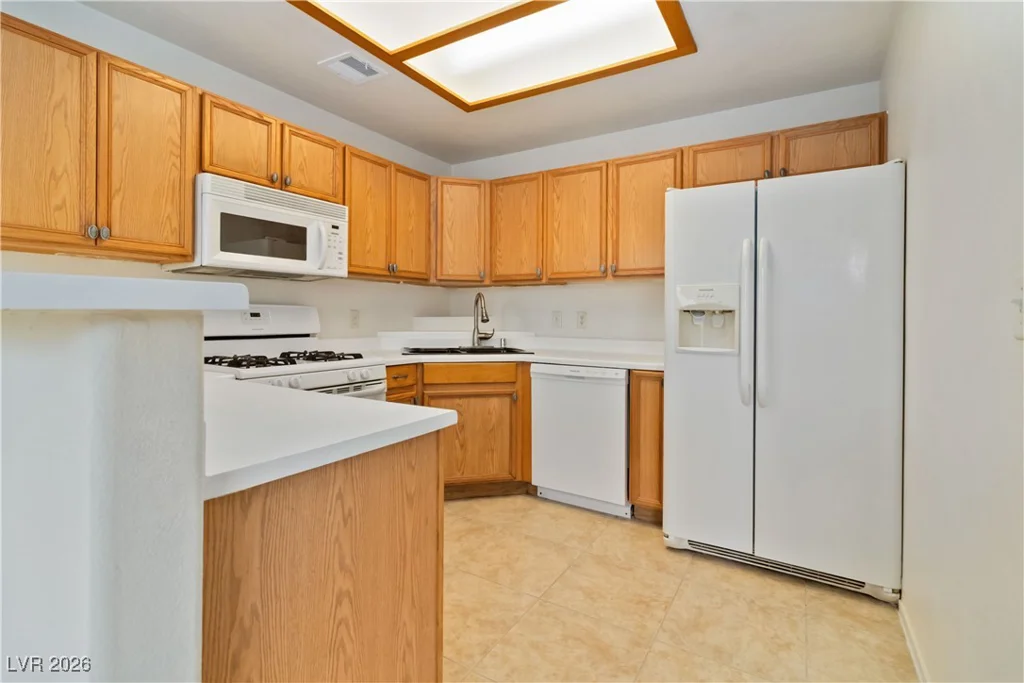 9580 Reno, Las Vegas, NV 89148