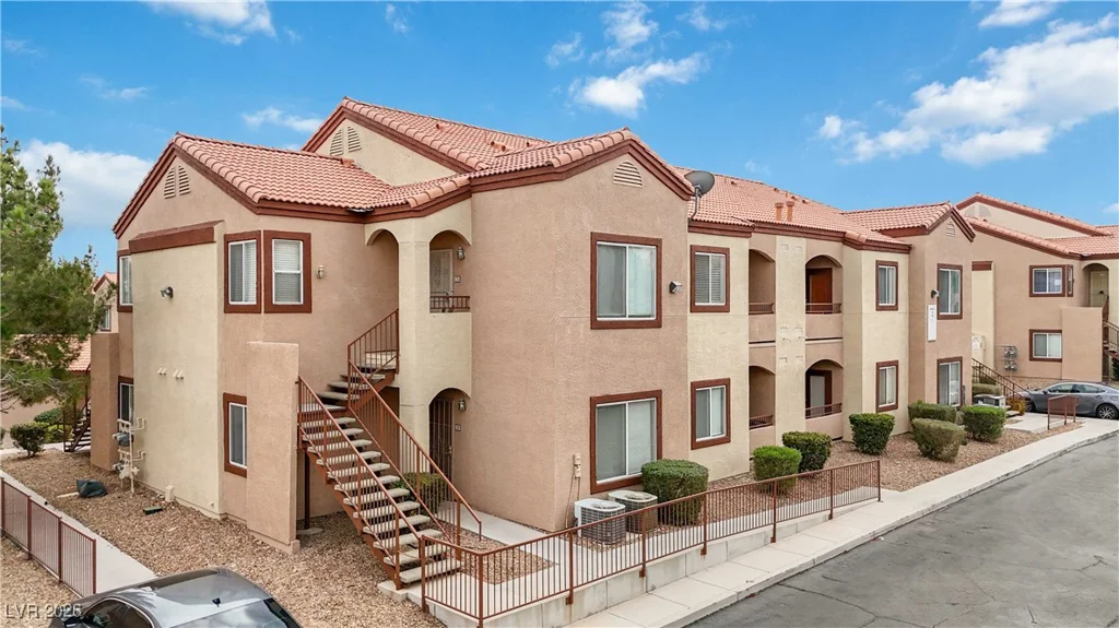 9580 Reno, Las Vegas, NV 89148