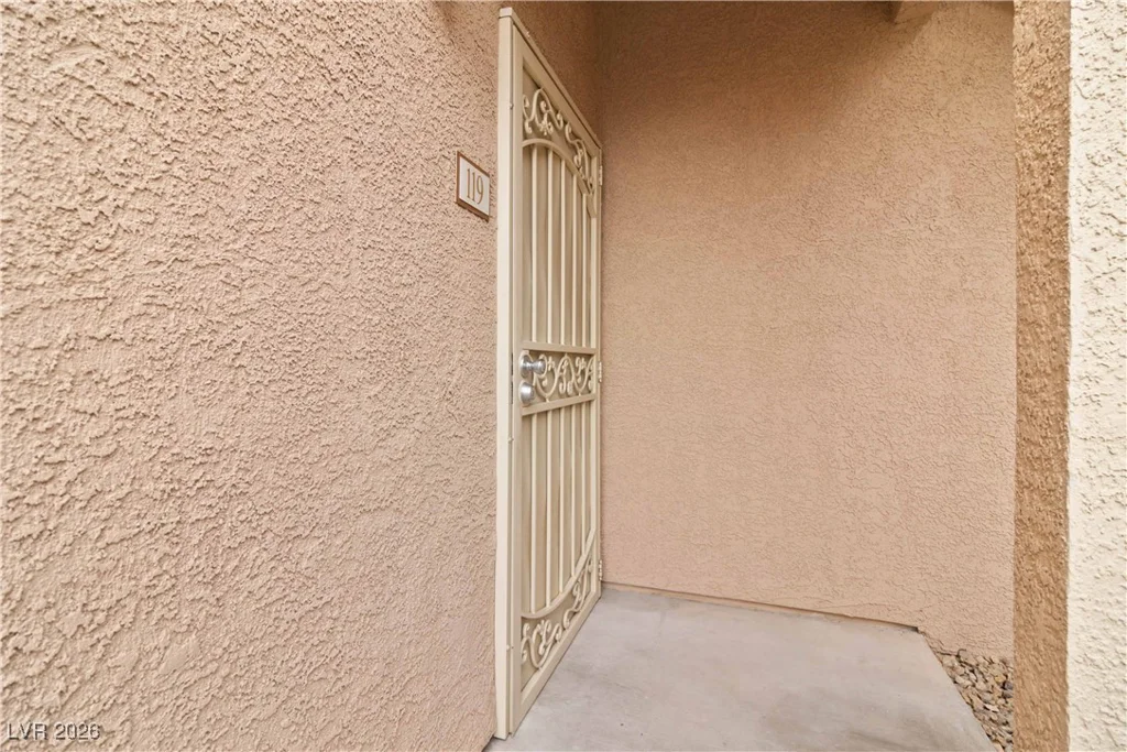 9580 Reno, Las Vegas, NV 89148