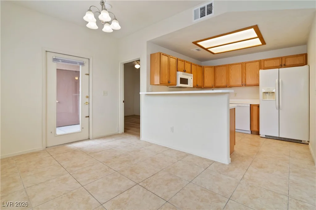 9580 Reno, Las Vegas, NV 89148