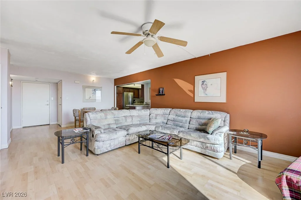 3930 University Center, Las Vegas, NV 89119