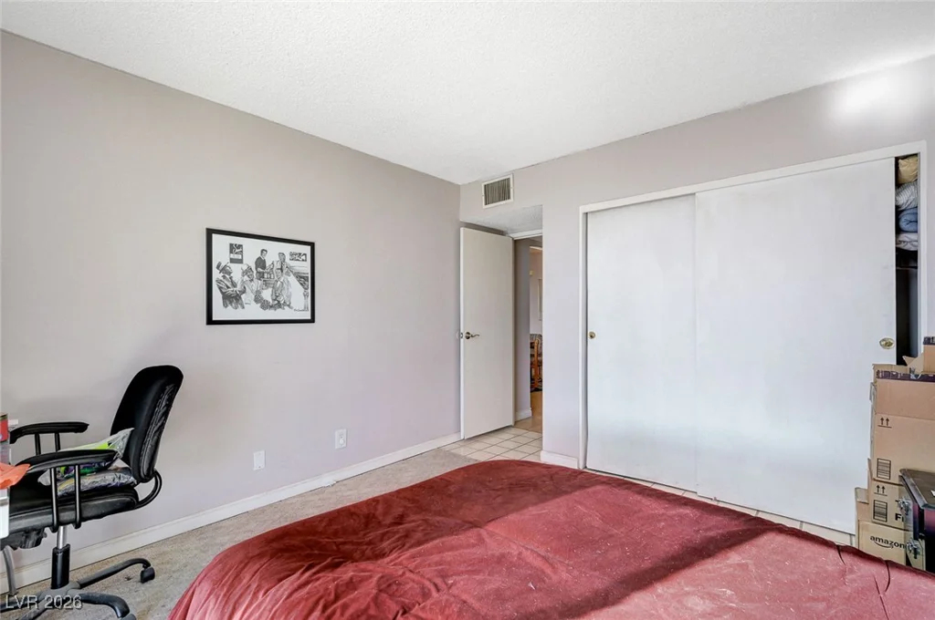 3930 University Center, Las Vegas, NV 89119