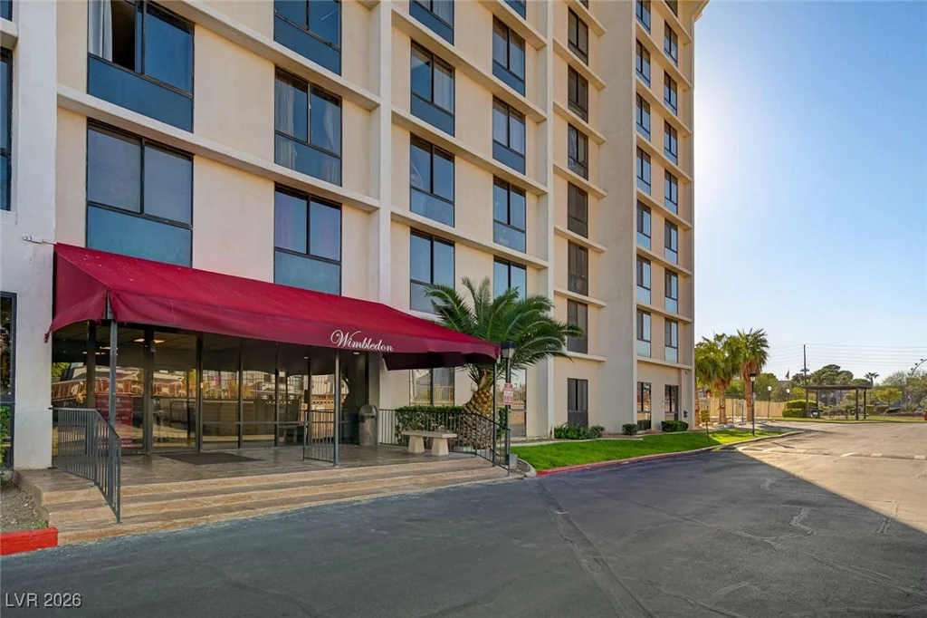 3930 University Center, Las Vegas, NV 89119