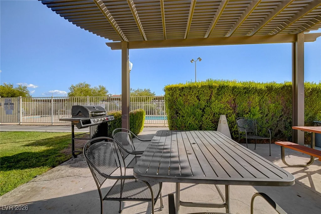 3930 University Center, Las Vegas, NV 89119