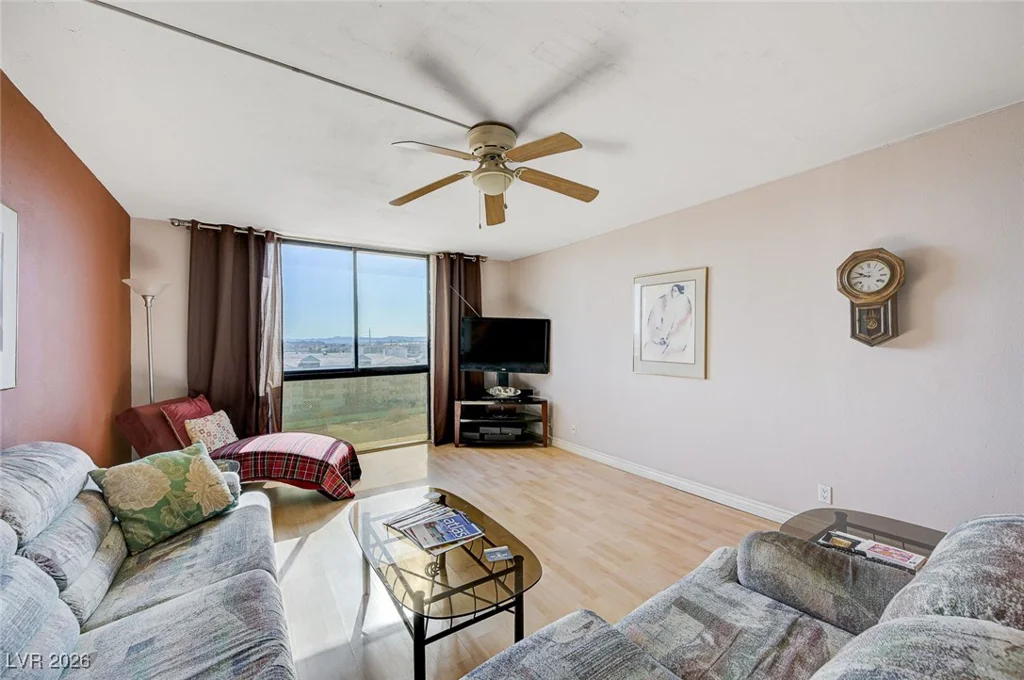 3930 University Center, Las Vegas, NV 89119