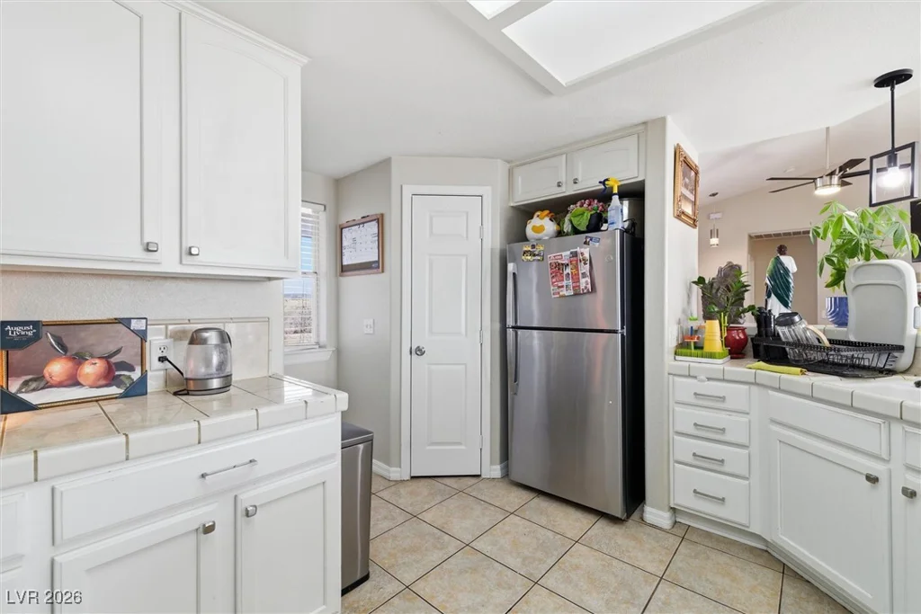 581 Leslie, Pahrump, NV 89060