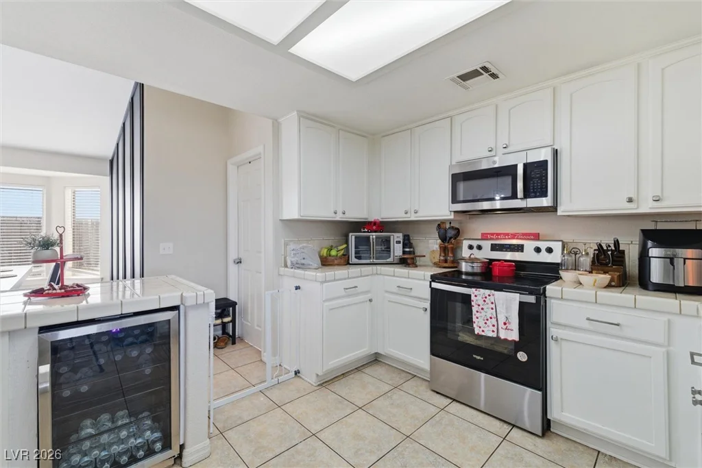 581 Leslie, Pahrump, NV 89060