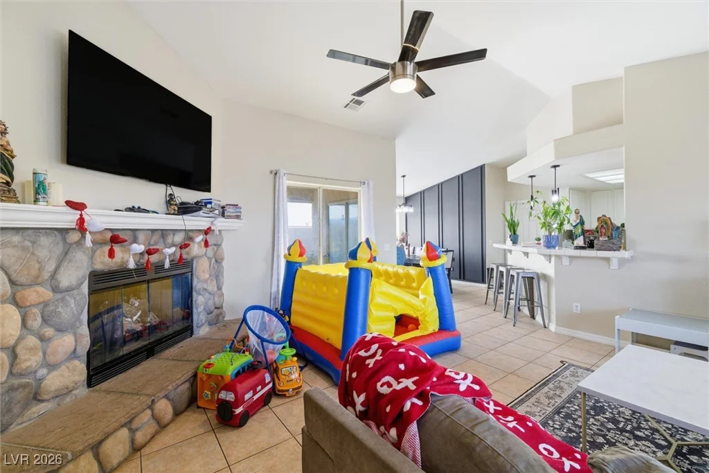 581 Leslie, Pahrump, NV 89060