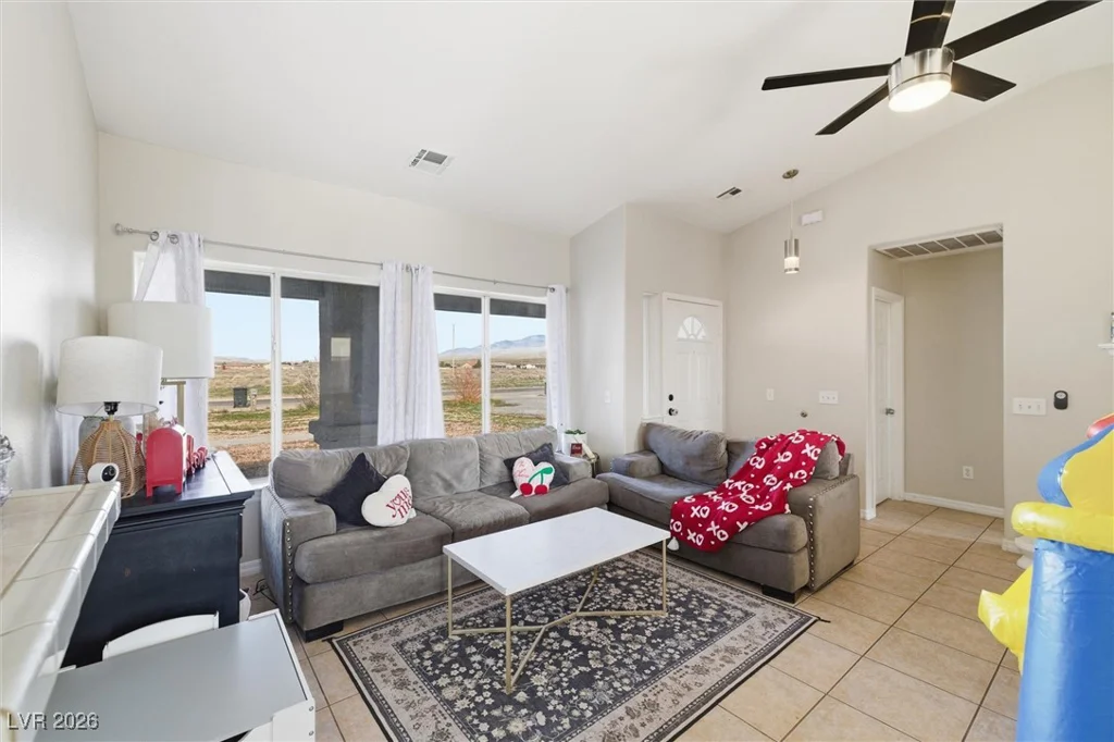 581 Leslie, Pahrump, NV 89060