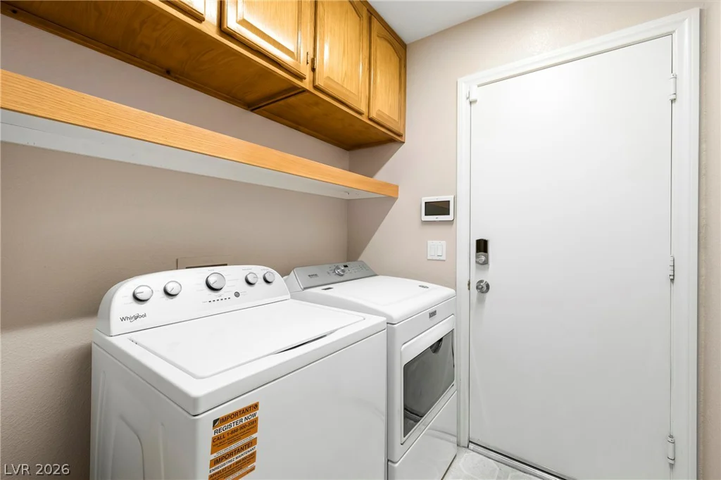 8512 Raindrop Canyon, Las Vegas, NV 89129