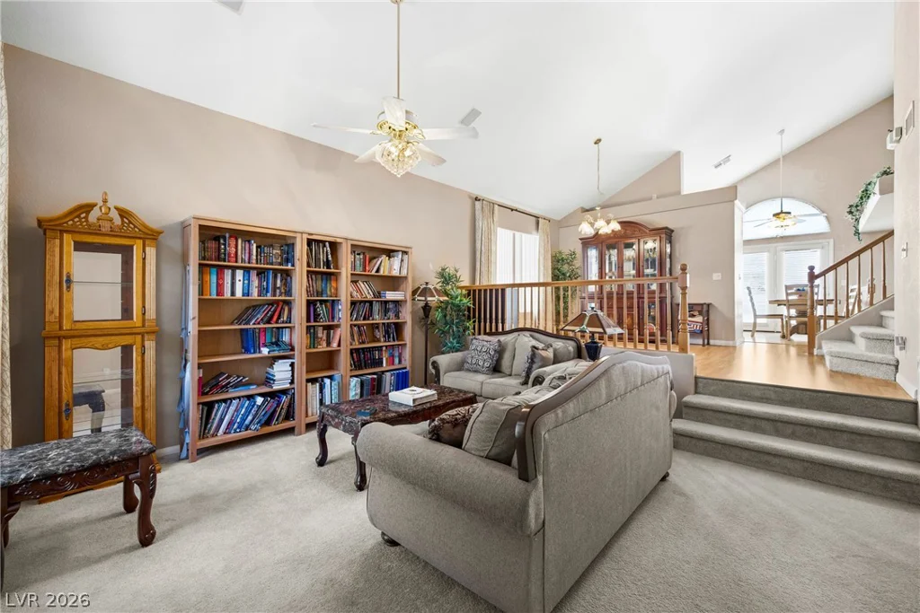 8512 Raindrop Canyon, Las Vegas, NV 89129