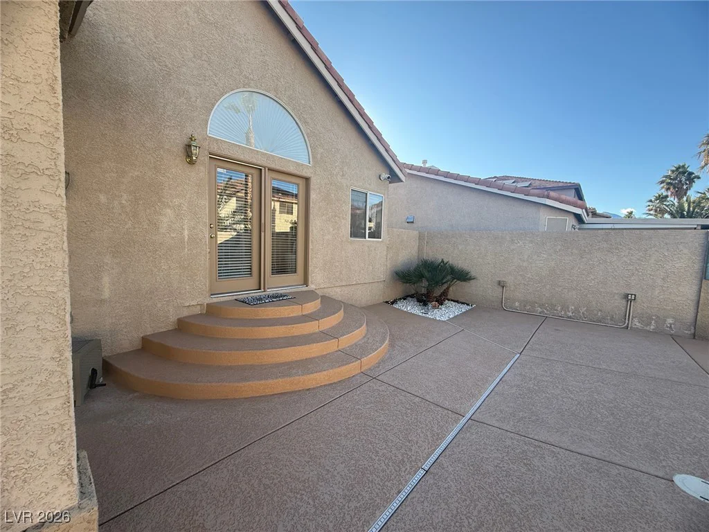 8512 Raindrop Canyon, Las Vegas, NV 89129