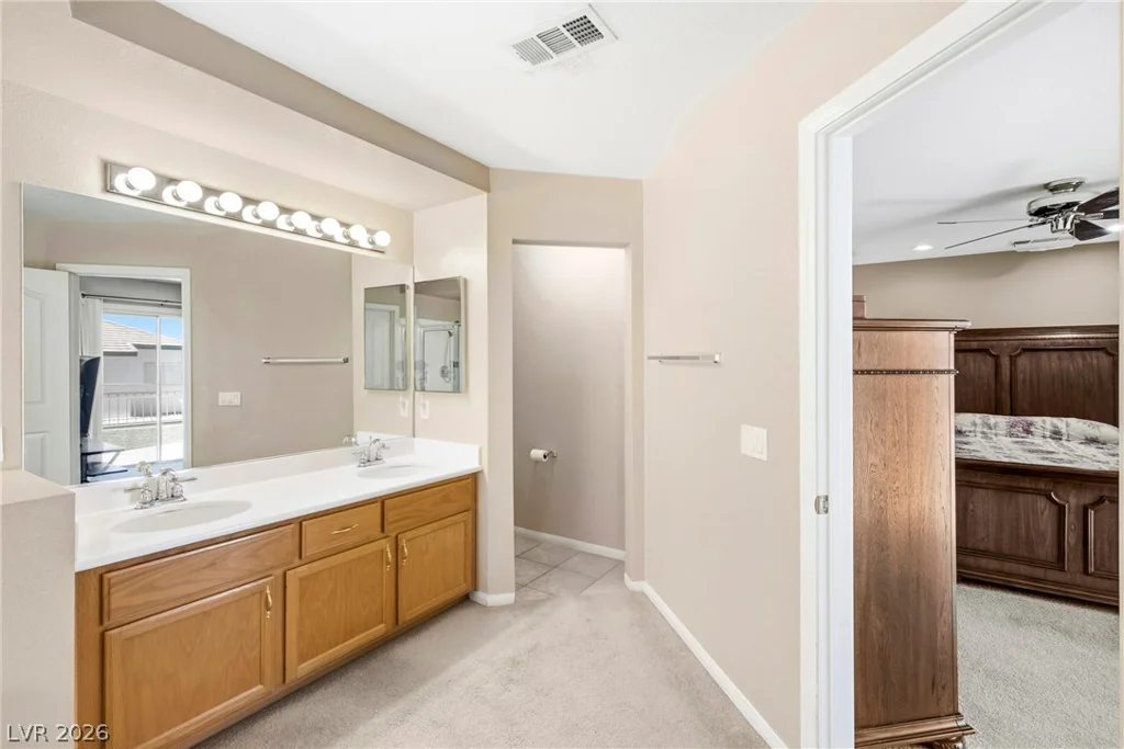 8512 Raindrop Canyon, Las Vegas, NV 89129