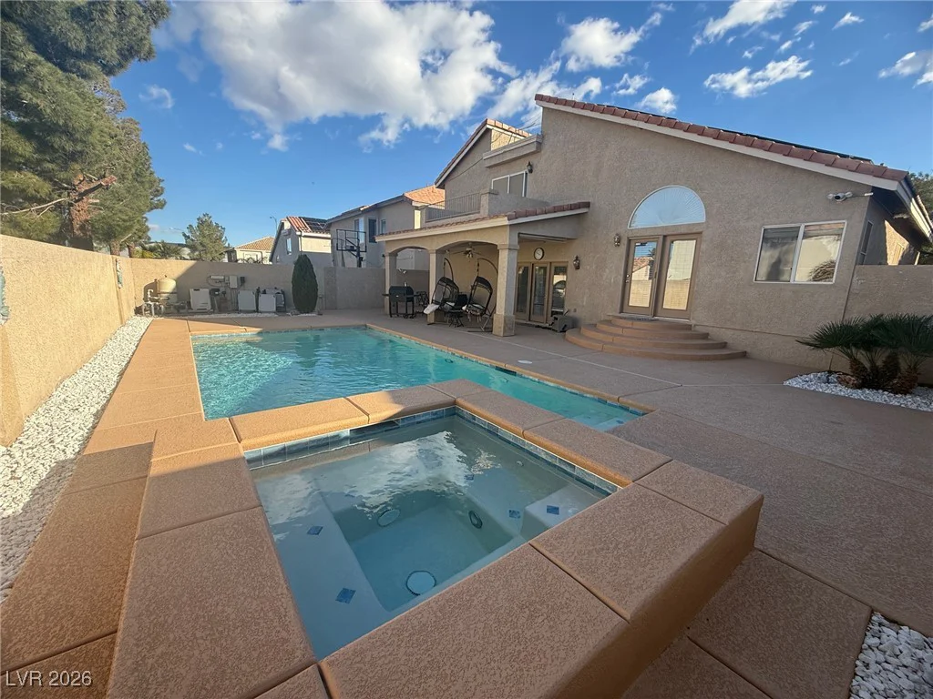 8512 Raindrop Canyon, Las Vegas, NV 89129