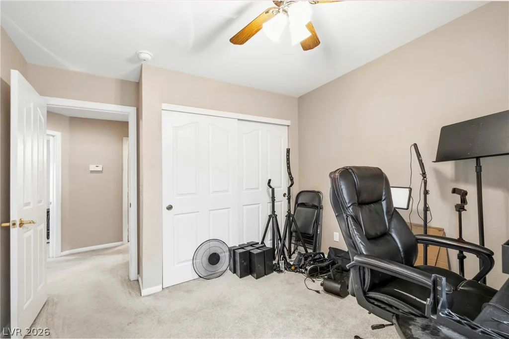 8512 Raindrop Canyon, Las Vegas, NV 89129