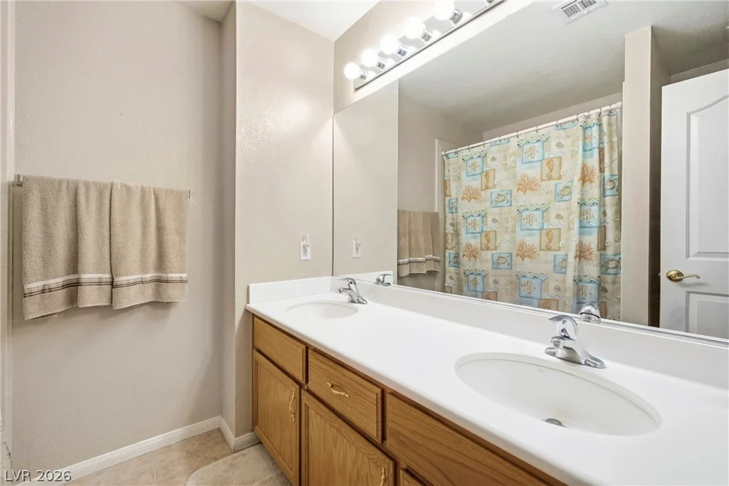 8512 Raindrop Canyon, Las Vegas, NV 89129